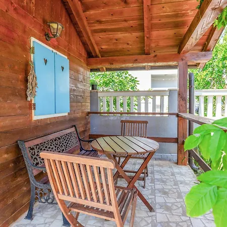 Holiday home Beautiful In Valbandon With Wifi